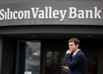 SVB Financial продасть інвестиційно-банківський бізнес Silicon Valley Bank за $130 млн